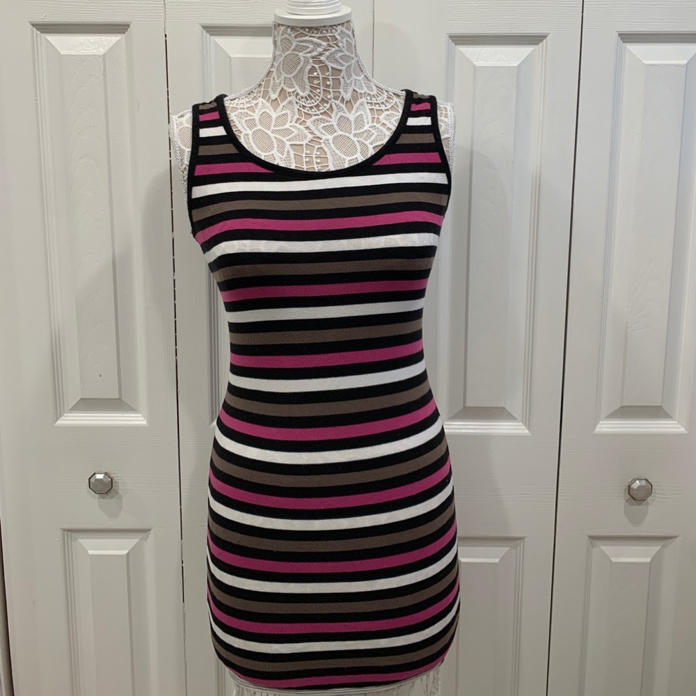 FOREVER 21 Dress